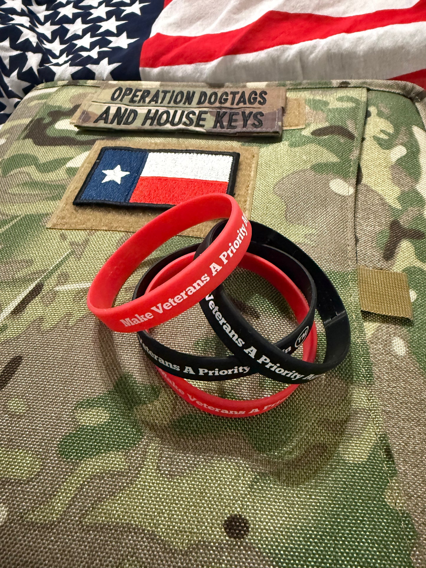 Make Veterans A Priority Again (tm) Silicone Bracelet (Red)